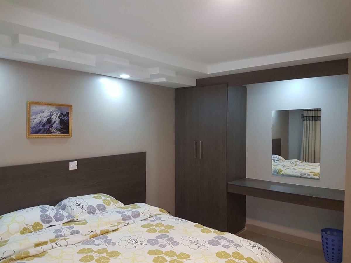Adala Motel Meru Bagian luar foto